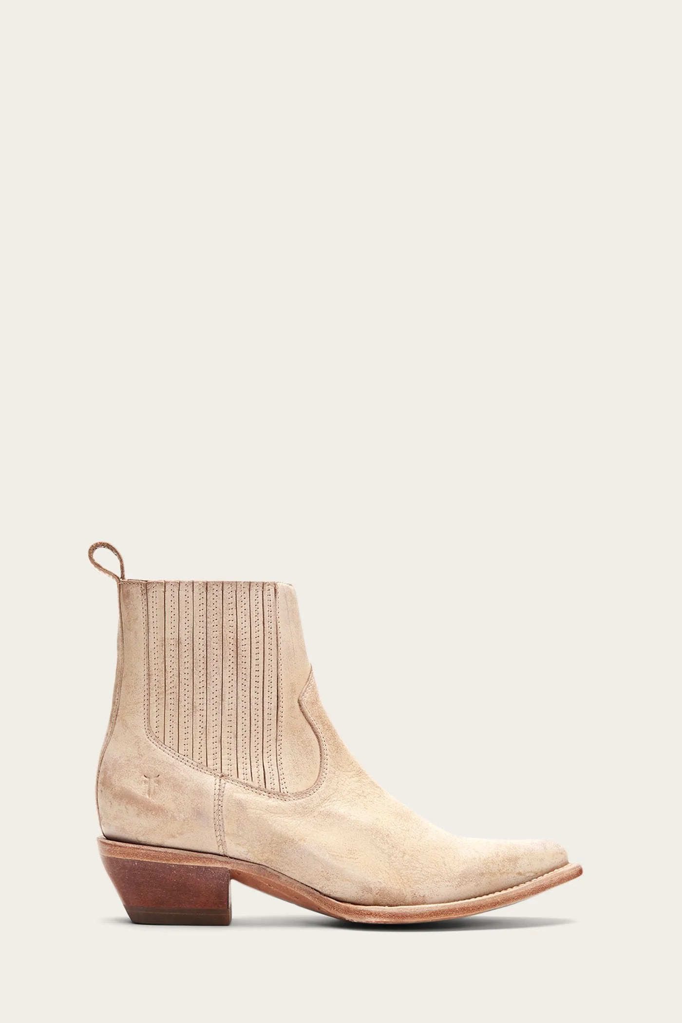 Sacha Chelsea - Frye Found - Image 7