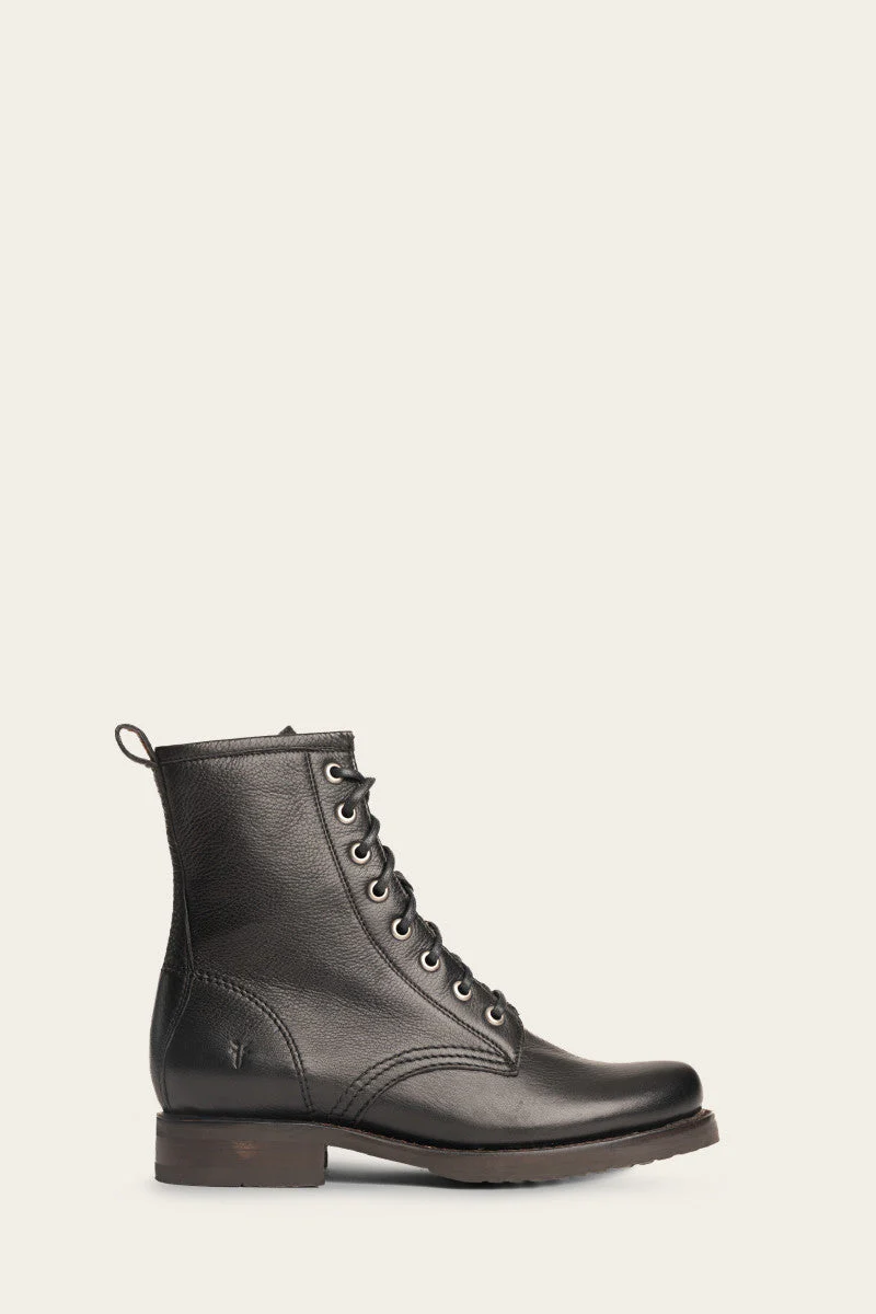 Veronica Combat - Frye Found